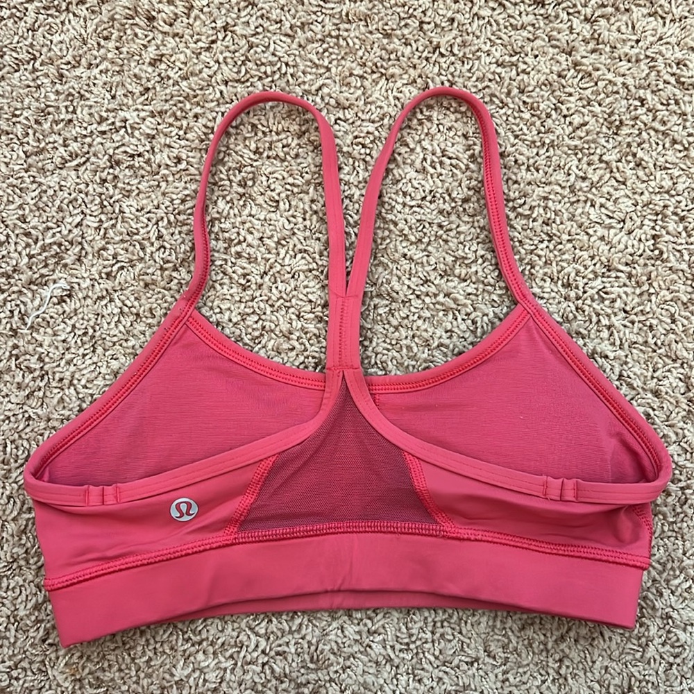 lululemon sports bra